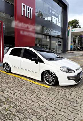 FIAT PUNTO 1.8 SPORTING 16V FLEX 4P MANUAL